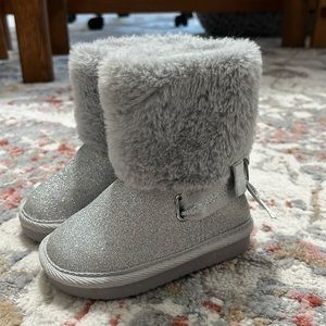 Kids Silver Boots Toddler Size 5
